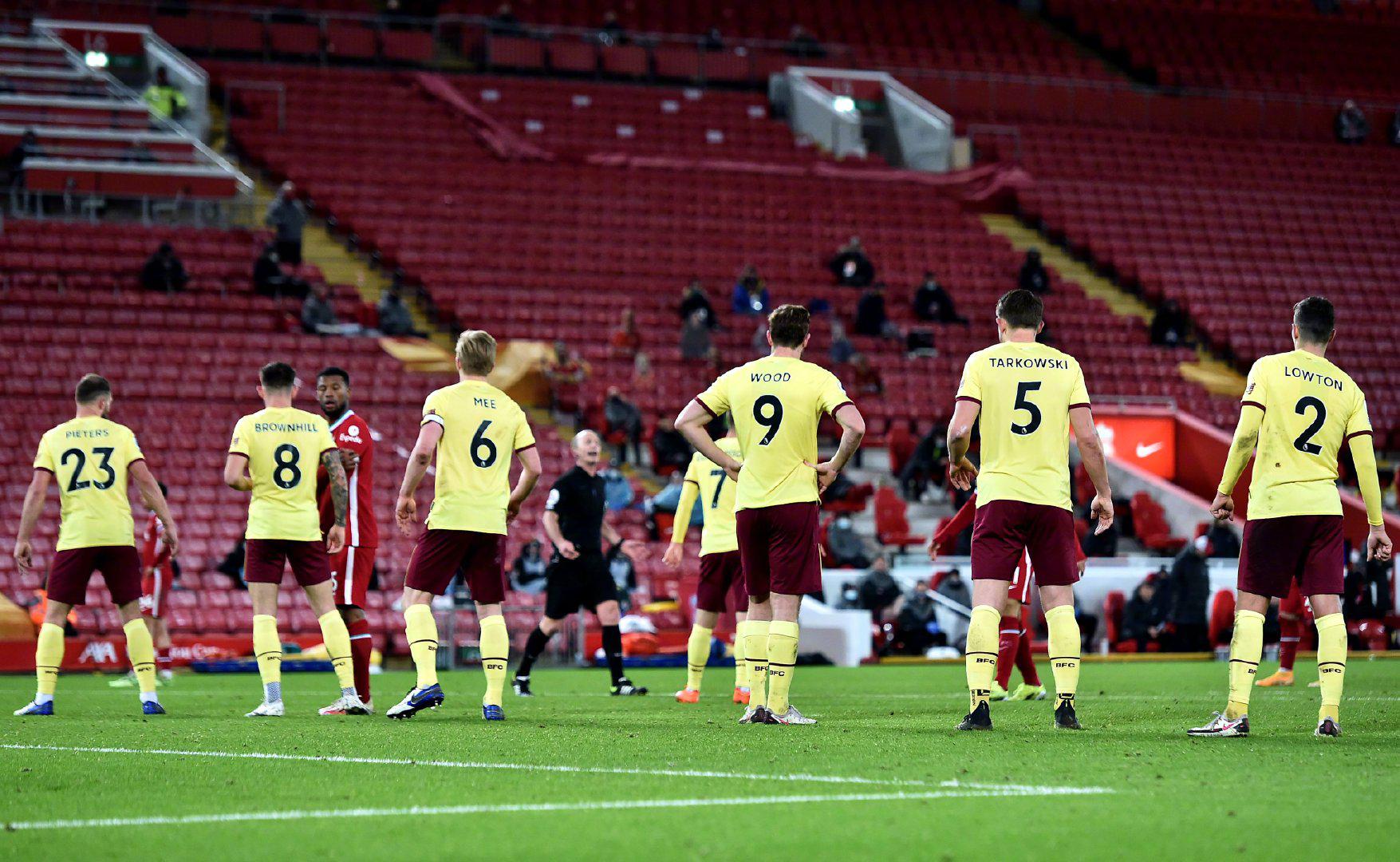 她的打法提 她的打法提